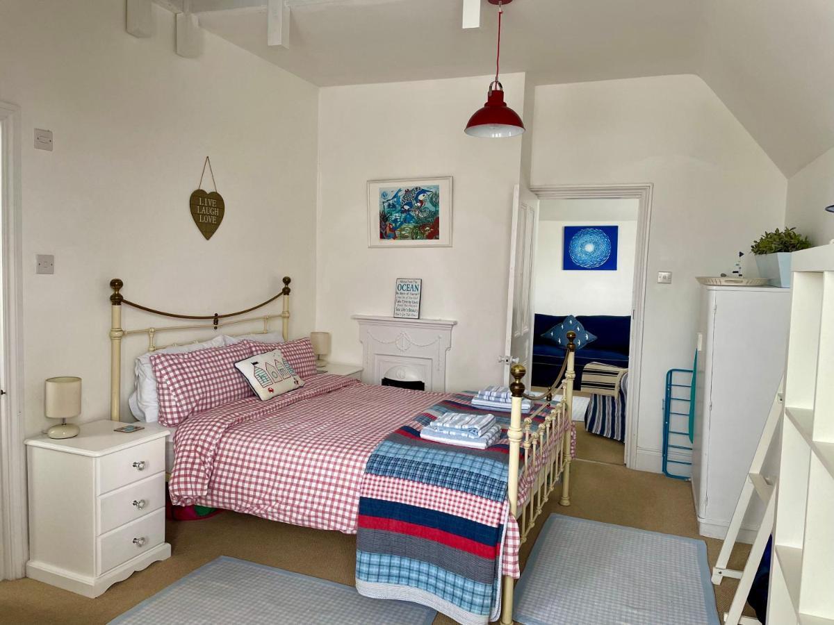Apartamento Lyme Regis Renovated Period Seaside Flat Exterior foto